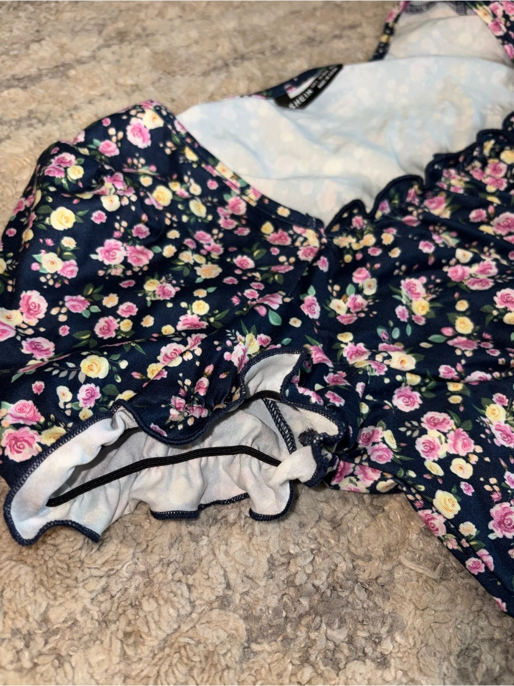 3/$15! Women’s large bodycon floral dress SHEIN Navy Floral Ruffle Sleeve Dress
